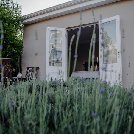 Cornerstone Manor Bed and Breakfast Grahamstown Exteriör bild